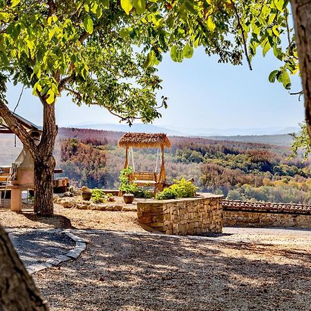 Complex Arbanashki Style-Panoramic View With Summer And Winter Terrace, Jacuzzi, Sauna, Children'S And Adult Area With Cinema Summer Hotel Veliko Tarnovo Kültér fotó