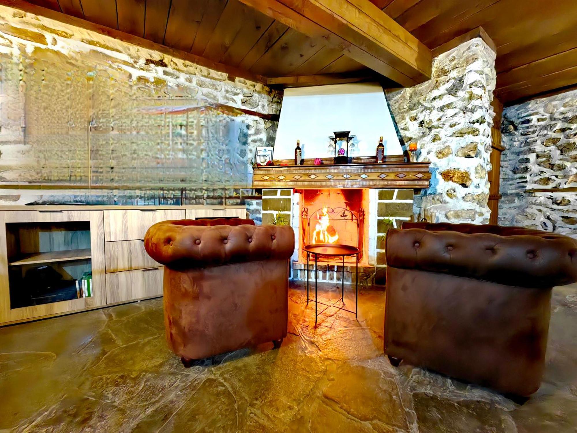 Complex Arbanashki Style-Panoramic View With Summer And Winter Terrace, Jacuzzi, Sauna, Children'S And Adult Area With Cinema Summer Hotel Veliko Tarnovo Kültér fotó